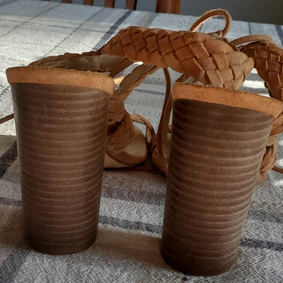 BCBG Tan Braided Leather Lorette Heels - Picture 2 of 8